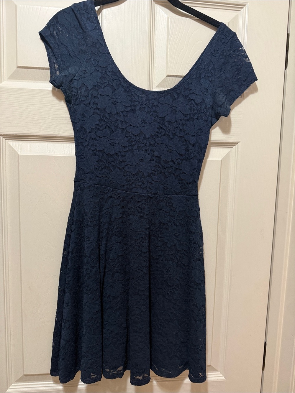 Abercrombie & Fitch Navy Lace Scoop-Neck Mini Dress